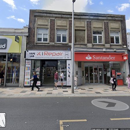 Flat In Clapham Budget Friendly Stay London Exteriör bild
