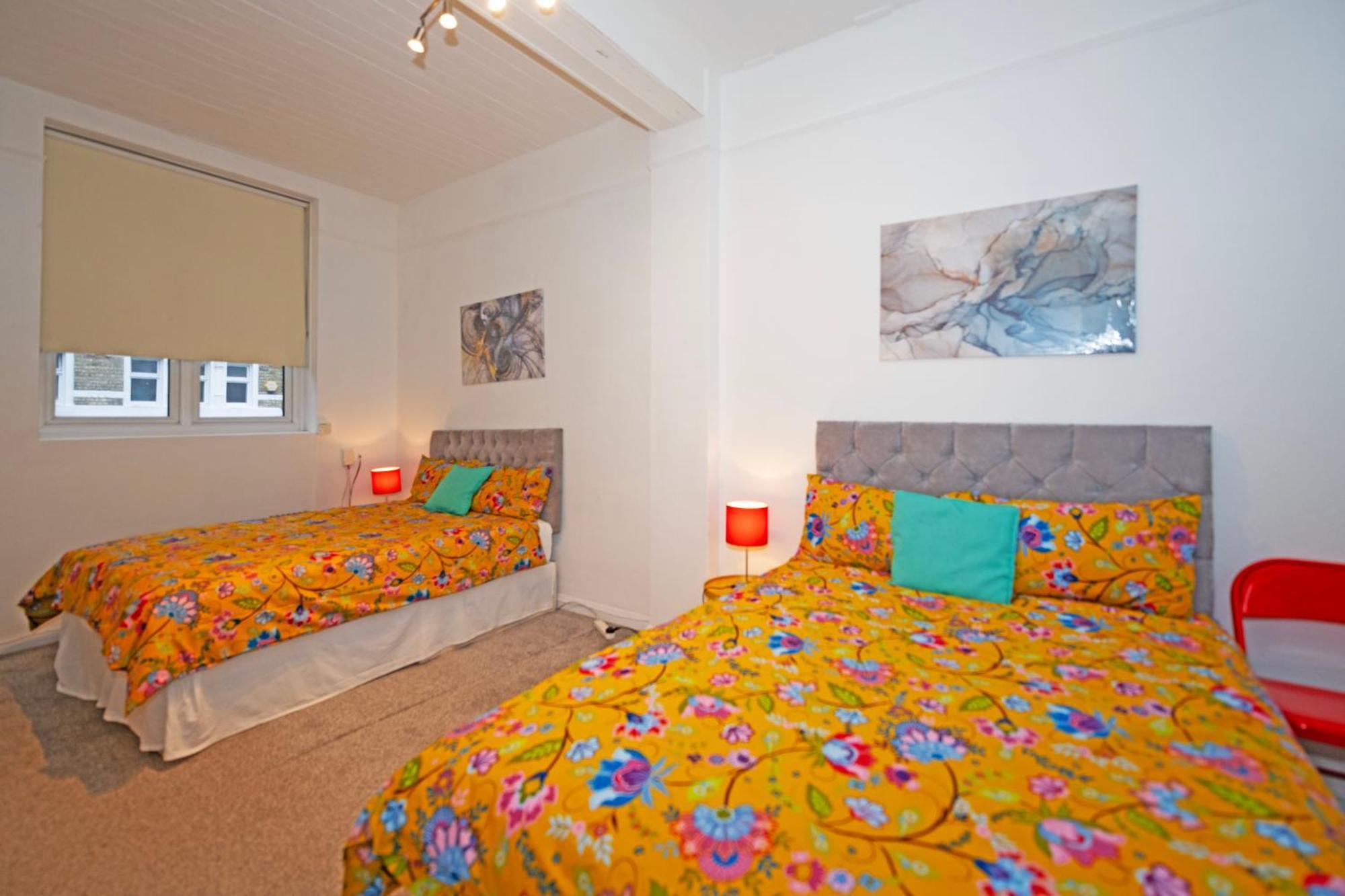 Flat In Clapham Budget Friendly Stay London Exteriör bild