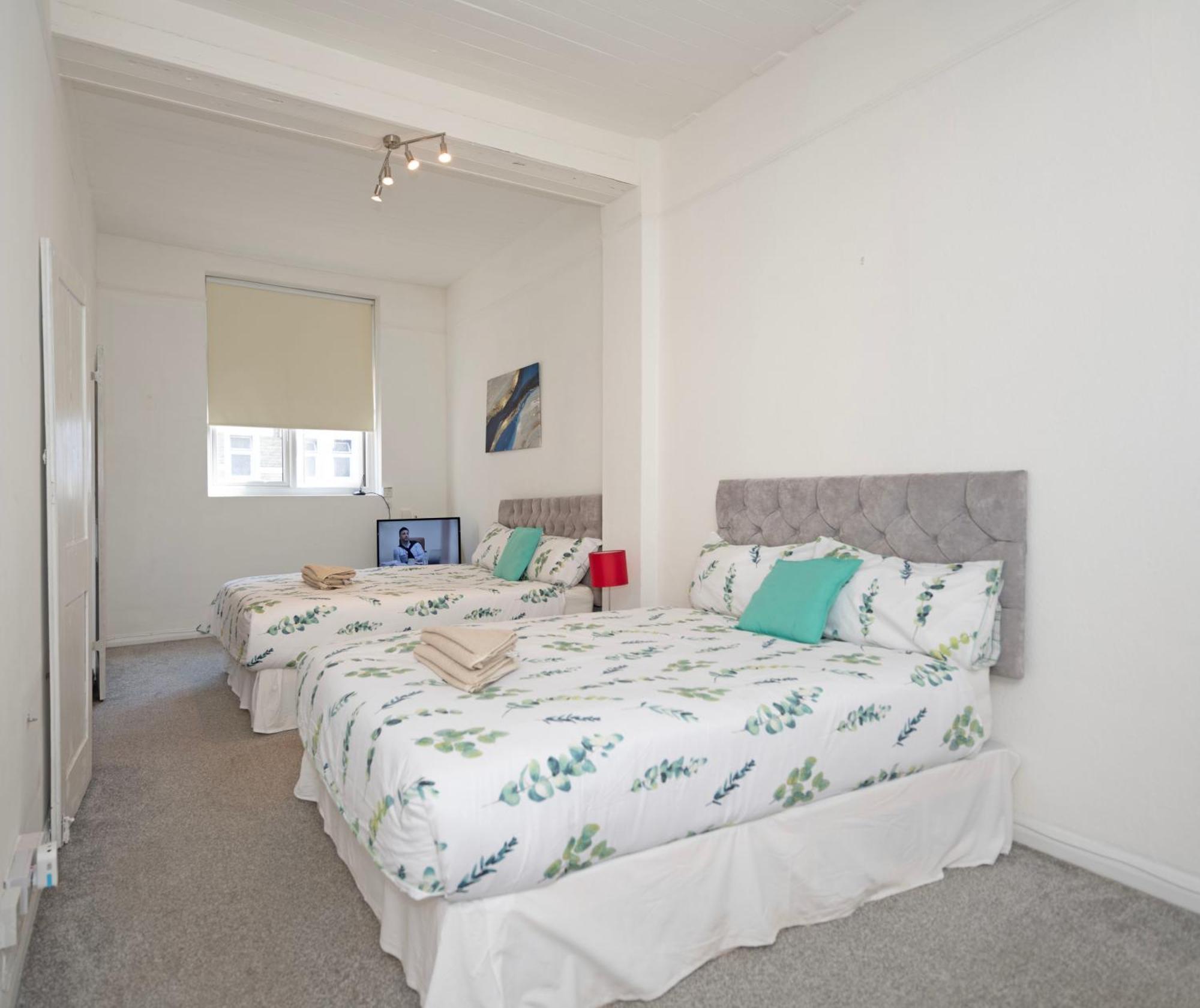 Flat In Clapham Budget Friendly Stay London Exteriör bild